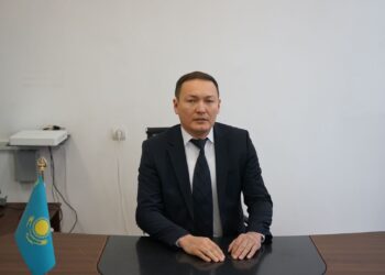 Аким Туздыбастауского сельского округа подрался с жителем села