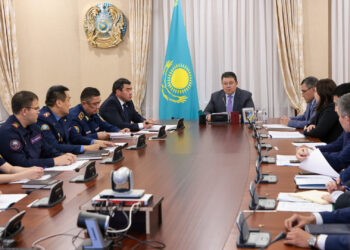 Су тасқынынан зардап шеккендерге күзге дейін баспана берілуі керек — вице-премьер