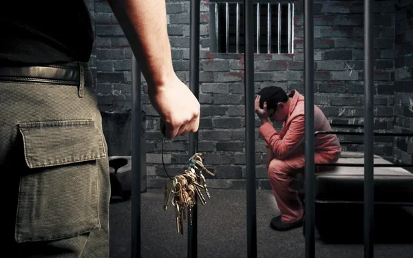 300 кустов конопли и один неудачник: полицейские раскусили тайного садовода Туркестанской области