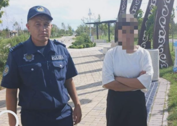 В Туркестане школьница ушла из дома из-за того, что ей не купили телефон