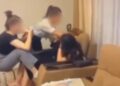 Шокирующее видео с избиением девушек в квартире: полиция задержала участниц