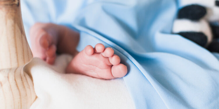 Трагедия в роддоме: врачи не могут объяснить причину смерти младенца