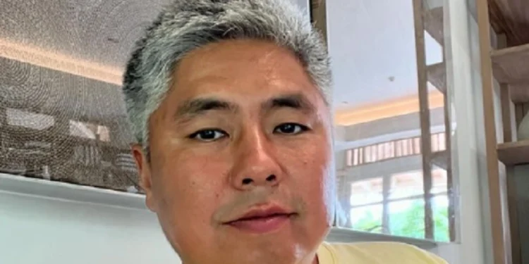 На Нуртаса Адамбая подали в суд