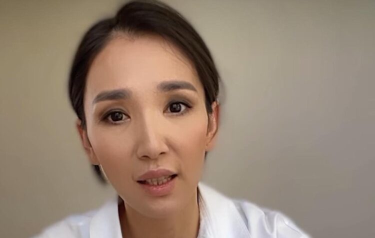 Экс-супругу Марата Айтенова оштрафовали за укус во время скандального выселения