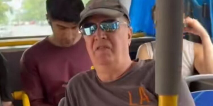 Наглый иностранец обматерил беременную алматинку