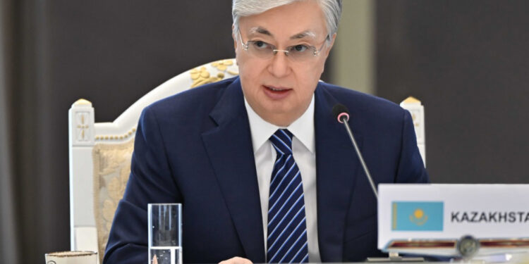 Как президент проводит свои будни: распорядок дня Токаева