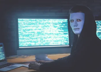 В Алматы найден офис с преступным оборудованием