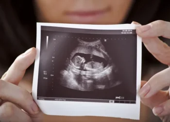 Фельдшера осудили за поддельную справку о беременности в ВКО