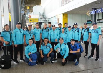 Пара спортшылар Парижге аттанды