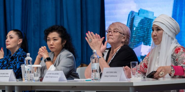 Астанада ЛГБТ насихатына қарсы петиция бойынша соңғы отырыс өтті