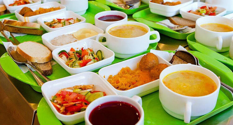 Жаңа оқу жылында 1,7 млн оқушыға тегін тамақ беріледі