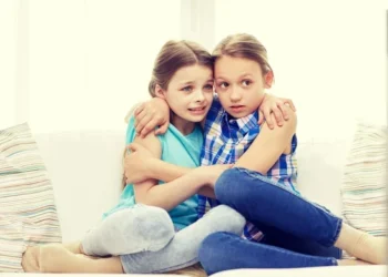 Алатауда ер азамат 11 жасар қыздарға мүшесін көрсеткен