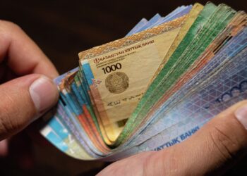 Түркістанда қазынашылық департаменті 8 млн теңге жымқырған