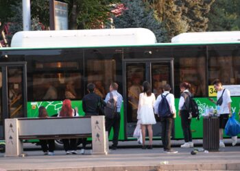 Насколько подорожает проезд в автобусах Алматы?