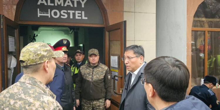 Два человека предстанут пред судом по делу о пожаре в алматинском хостеле