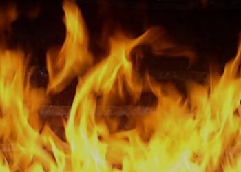 Ақтөбе облысында 10 жасар қыз аулада тұрған көлікте өртеніп кеткен