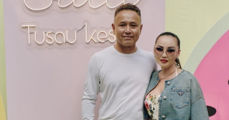 У Турсена и Баян Алагузовой родилась дочь