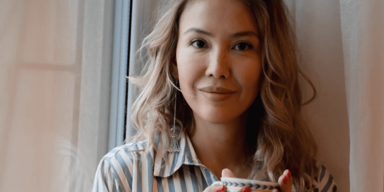 Бишімбаевтың бұрынғы әйелі оны әкелік құқығынан айырмақ