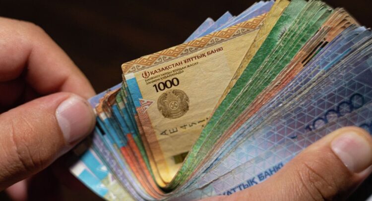 Жәрдемақы, зейнетақы мен айыппұлдардың мөлшері артады