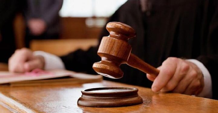 Шымкентте диспансер басшысы мен есепшісі 2 жылға сотталды