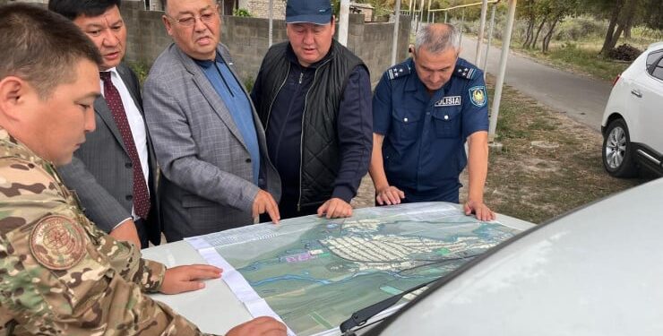 Водолазы ищут пропавшего малыша в области Жетысу