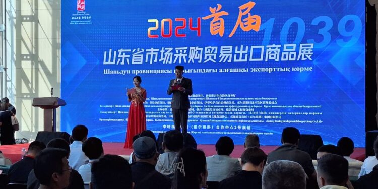 Қытайлық 100 аса кәсіпорын өз өнімдерін ұсынды