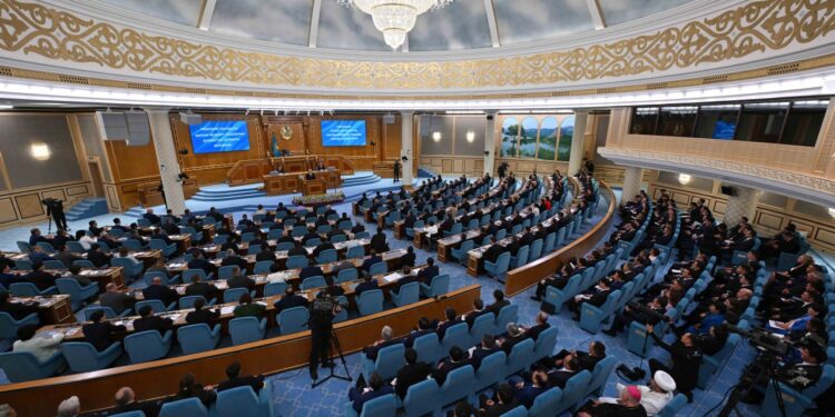 Президент: Бізге Банктер туралы жаңа заң қажет