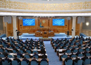 ПРЕЗИДЕНТ: 2025 жылды Жұмысшы мамандықтары жылы деп жариялаймын