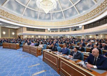 ПРЕЗИДЕНТ: бұрынғы жүйеден, саяси тұлғалардан кінә іздей беруге болмайды