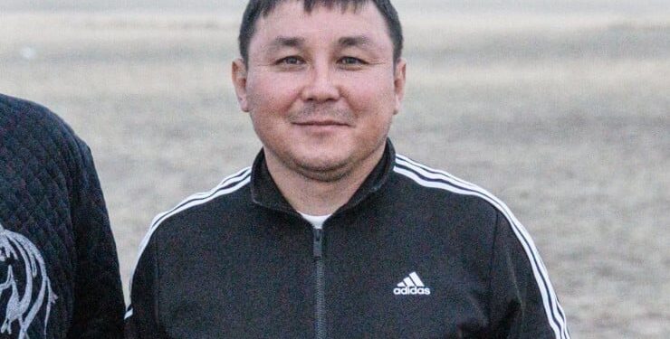 Родные погибшего в массовом ДТП водителя просят свидетелей откликнуться в Караганде