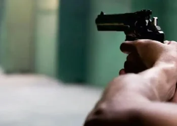 АҚШ-та 14 жастағы оқушы 2 мұғалім мен 2 оқушыны  атып өлтірді