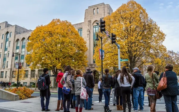 Массовая драка возле КазНУ: 20 человек задержаны