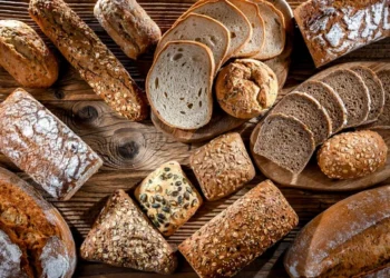 Социальный хлеб подорожал в Алматы