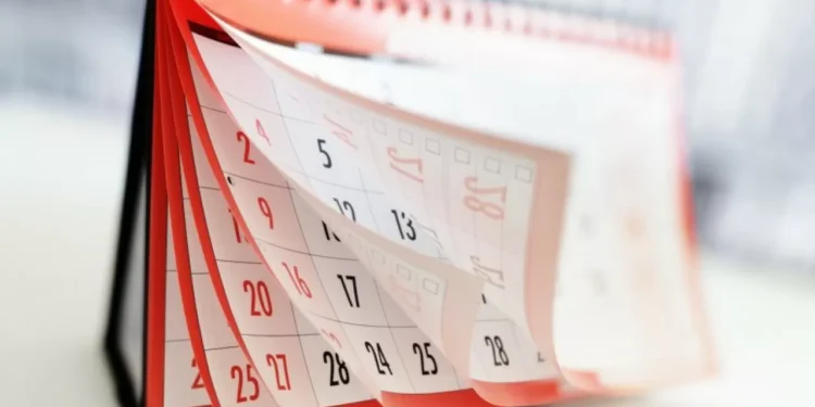 Қазан айында неше күн демалыс?