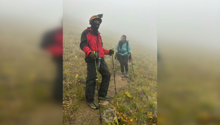 Спасатели нашли потерявшихся туристок в тумане в Алматы