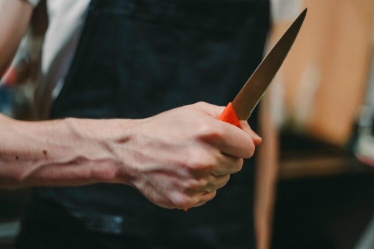 Алматыда әйелін пышақтап өлтірген экс-күйеуі 15 жылға сотталды