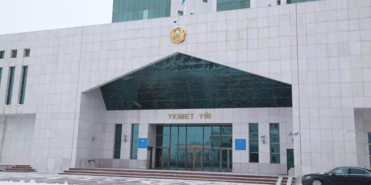 В Астане журналиста лишили доступа в Үкімет Үйі за нарушение правил режимного объекта