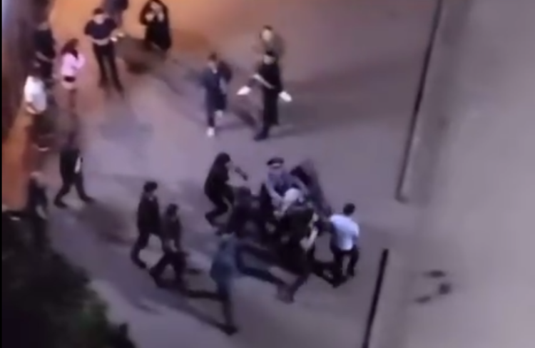 Конфликт в карагандинском баре перерос в драку