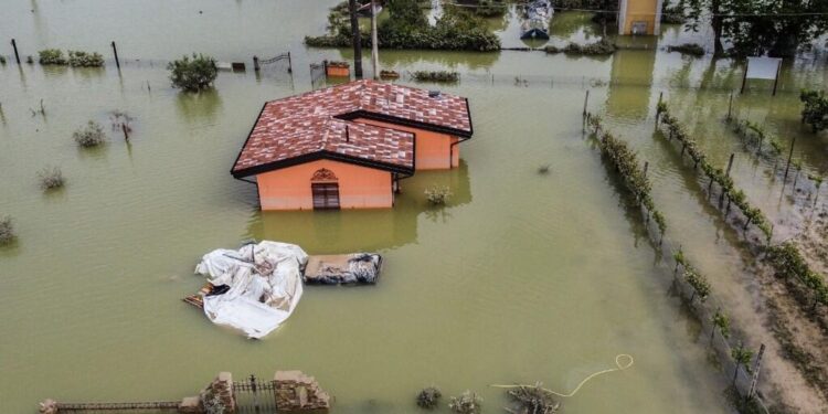 Еуропаны су басып жатыр