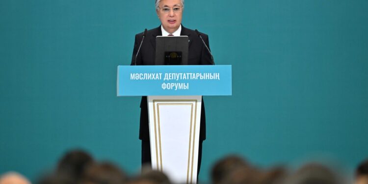 Президент Қасым-Жомарт Тоқаев депутаттар форумына қатысты