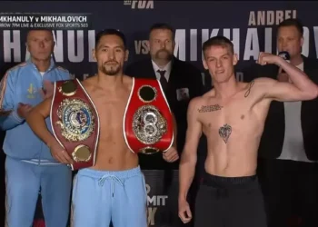 Жәнібек Әлімханұлы мен Андрей Михайлович салмақ өлшеп, көз түйістірді