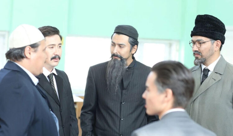 Маңғыстауда әртістер «Алаш арыстары» образымен келіп, дауыс берді