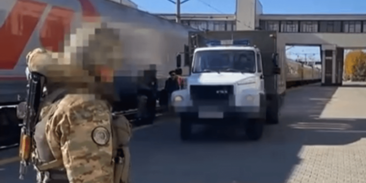 Қарақшылық шабуыл жасаған күдікті Ресейден экстрадицияланды