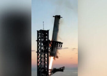 Илон Масктың «Super Heavy» зымыран тасығышы сәтті қонды