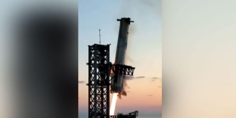 Илон Масктың «Super Heavy» зымыран тасығышы сәтті қонды