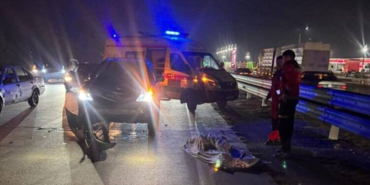 Алматы облысында екі жолаушыны көлік қағып кетті