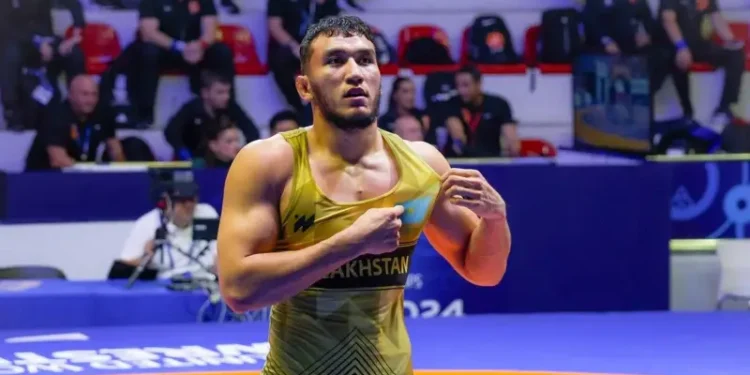 Ризабек Айтмұхан үш дүркін әлем чемпионы атанды