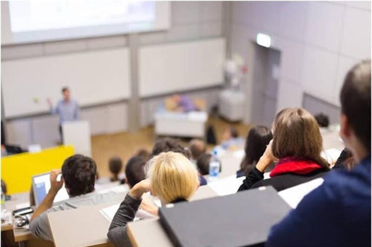 ЖОО үздік оқытушысы атағына конкурс жарияланды