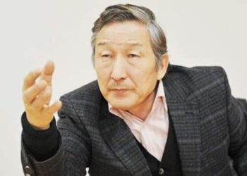 «Адамның бір қызығы бала деген»: жазушы Құлбек Ергөбек мемлекеттік сыйлық иеленді