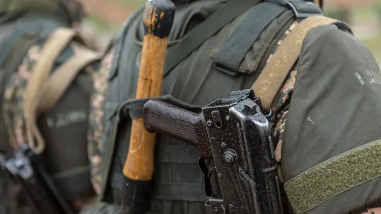 Шахтинск қаласында әскери қызметшінің денесі табылды